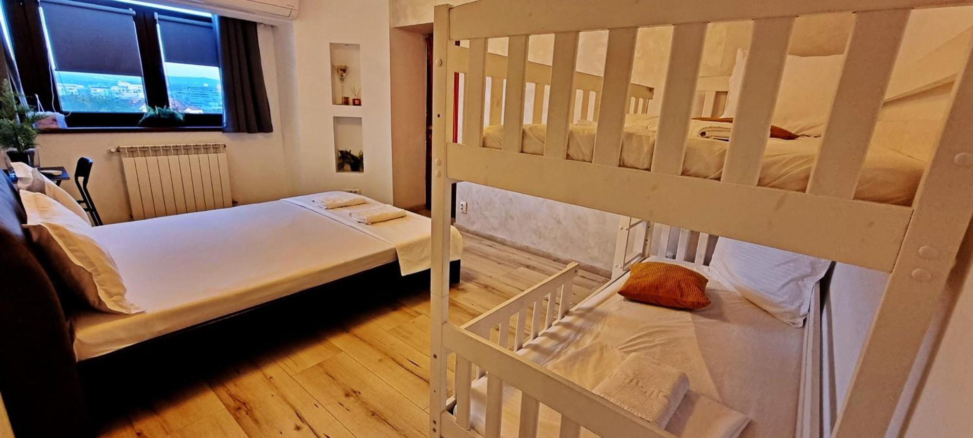 City Center Privat-Sauna Familyconcept Iasi Eksteriør billede